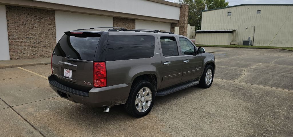 GMC YUKON XL 2011 GMC YUKON XL 1GKS1KE04BR161769