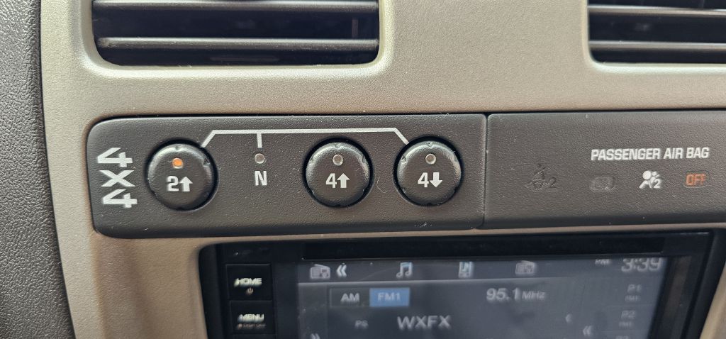 CHEVROLET COLORADO 2006 CHEVROLET COLORADO 1GCDT136168184261