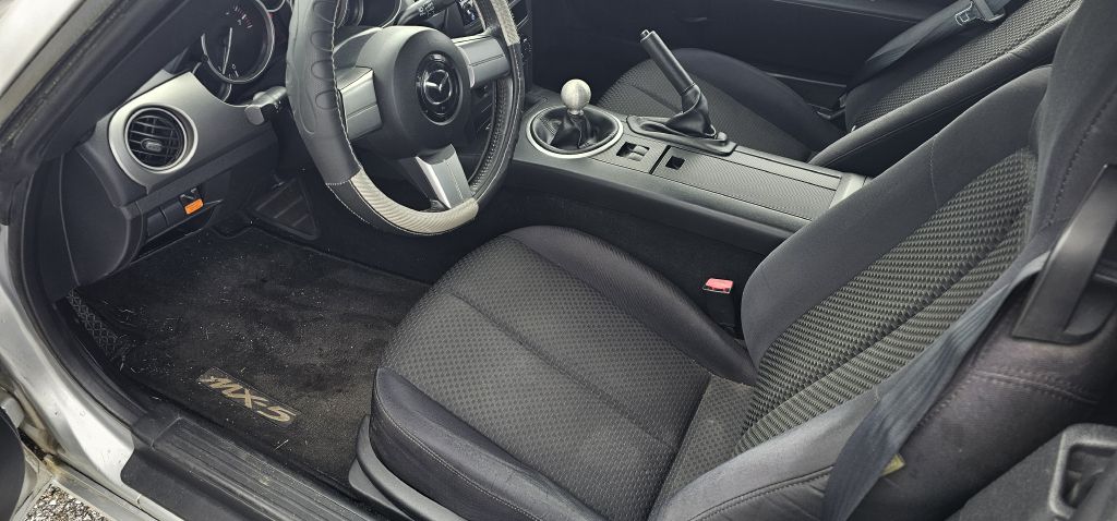MAZDA MX-5 MIATA 2007 MAZDA MX-5 MIATA JM1NC25F270128983