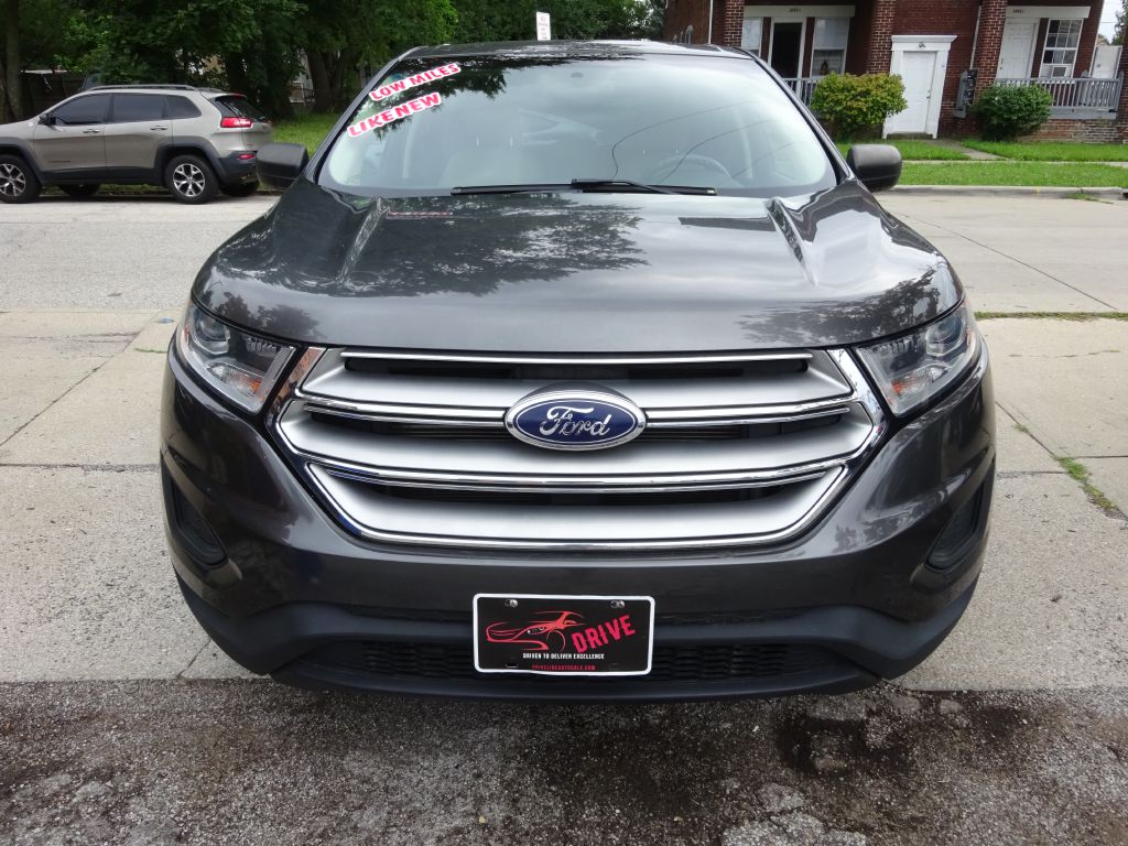 Photo 2 of this FORD EDGE