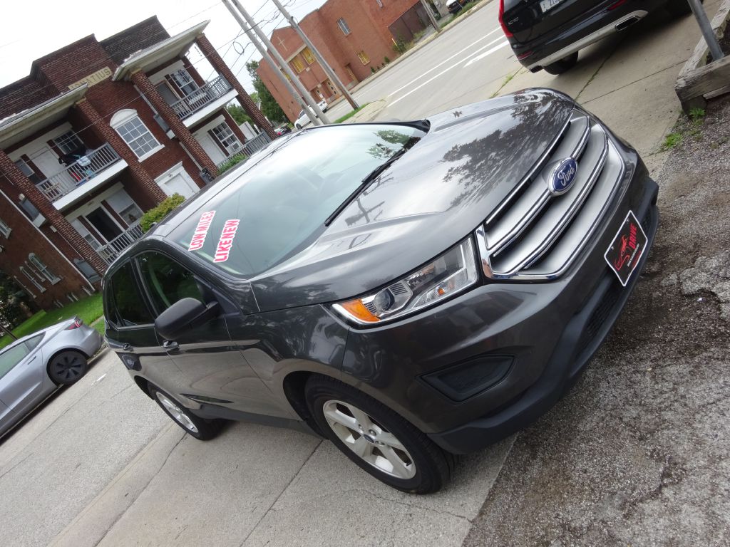 Photo 3 of this FORD EDGE