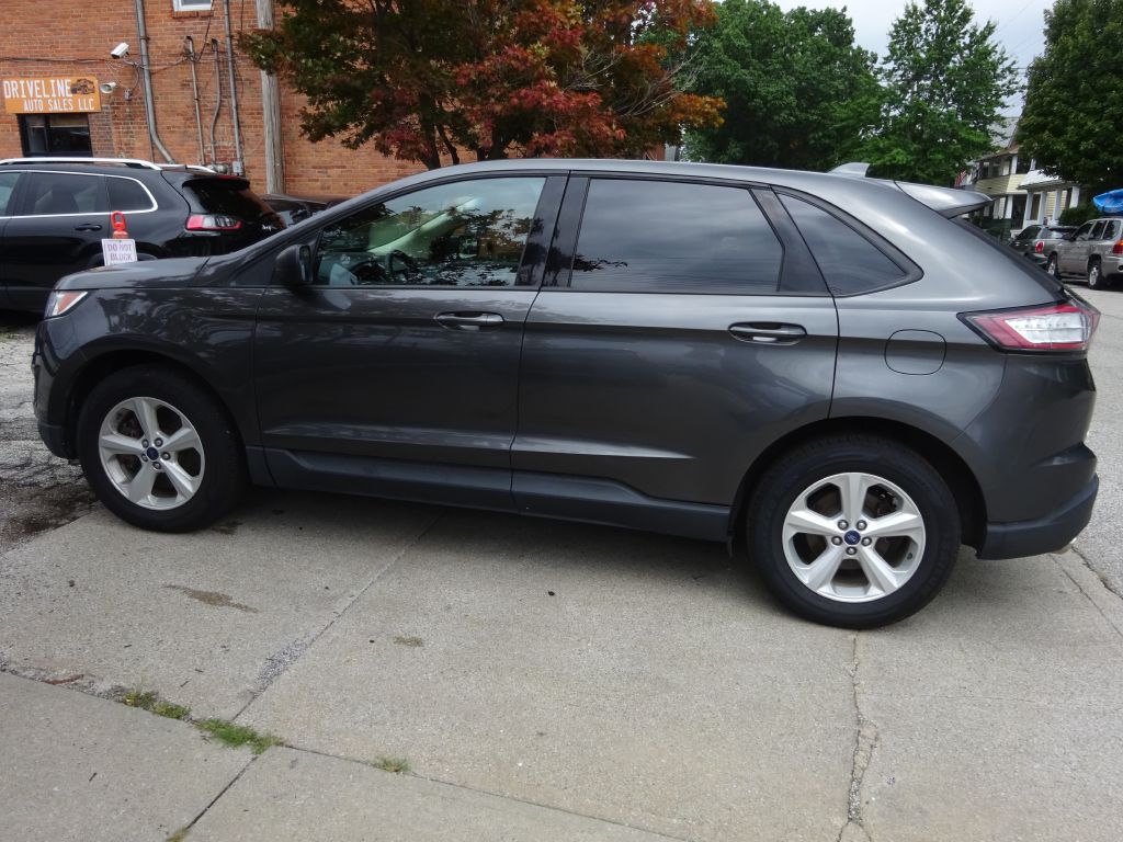 Photo 7 of this FORD EDGE