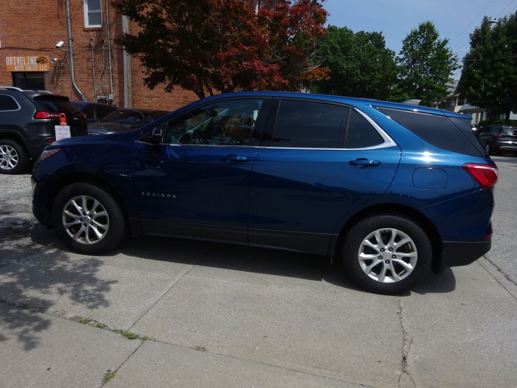 Photo 7 of this CHEVROLET EQUINOX