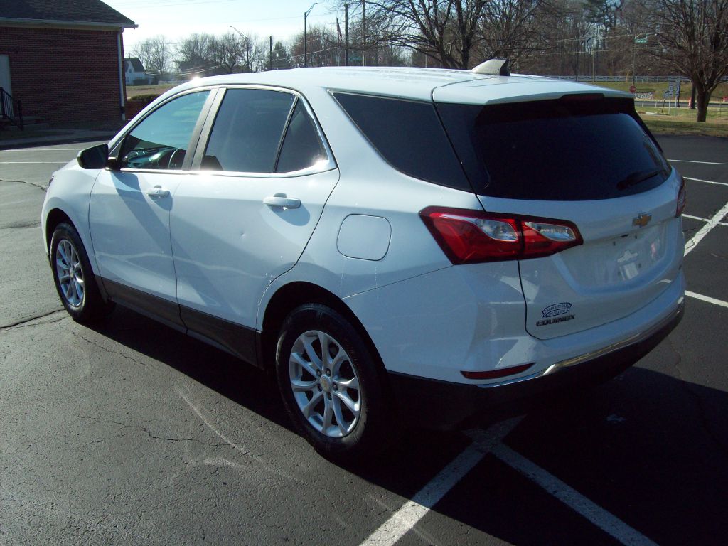 Photo 7 of this CHEVROLET EQUINOX