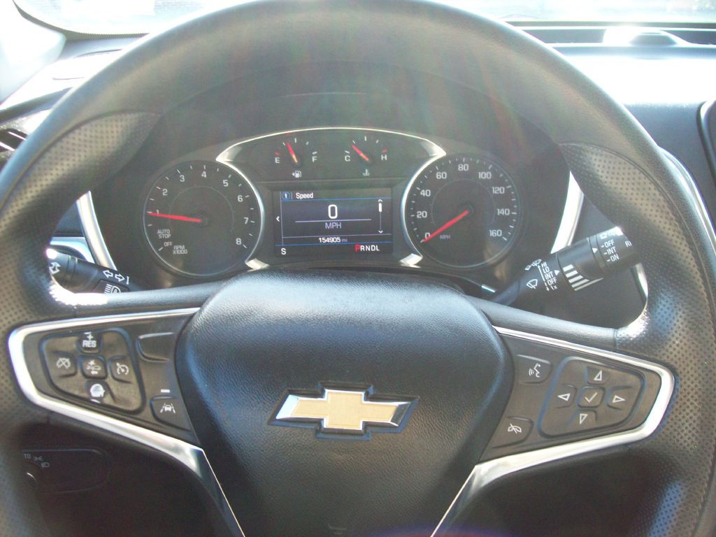 Photo 18 of this CHEVROLET EQUINOX