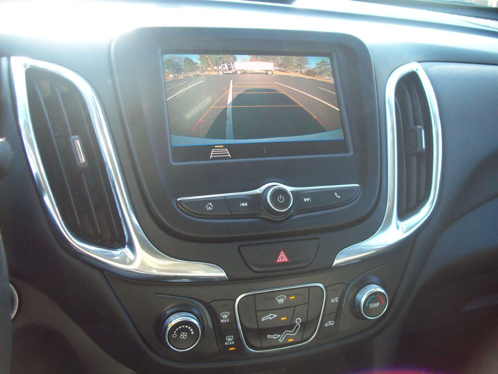 Photo 20 of this CHEVROLET EQUINOX