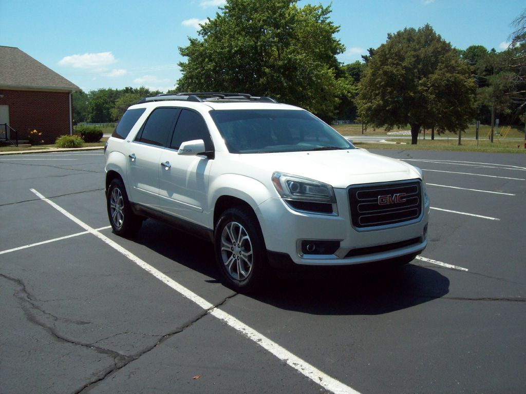 Photo 3 of this GMC ACADIA