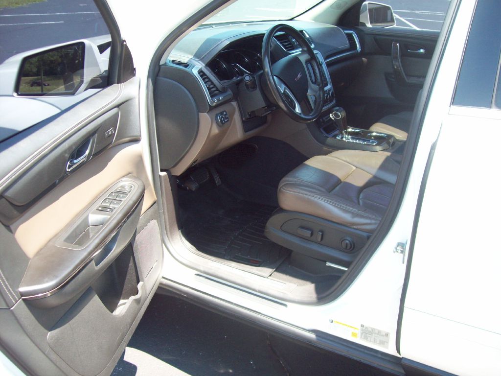 Photo 9 of this GMC ACADIA