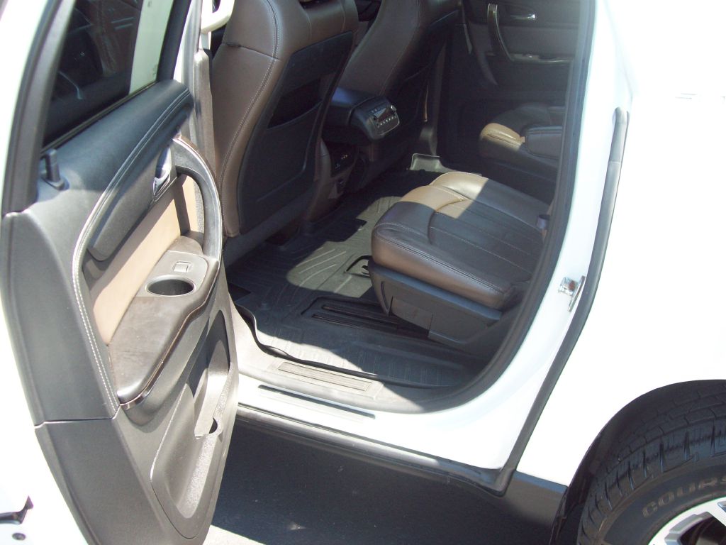Photo 10 of this GMC ACADIA