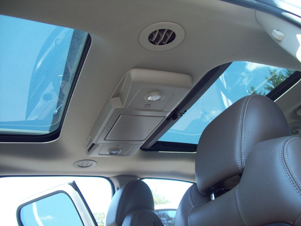 Photo 15 of this GMC ACADIA