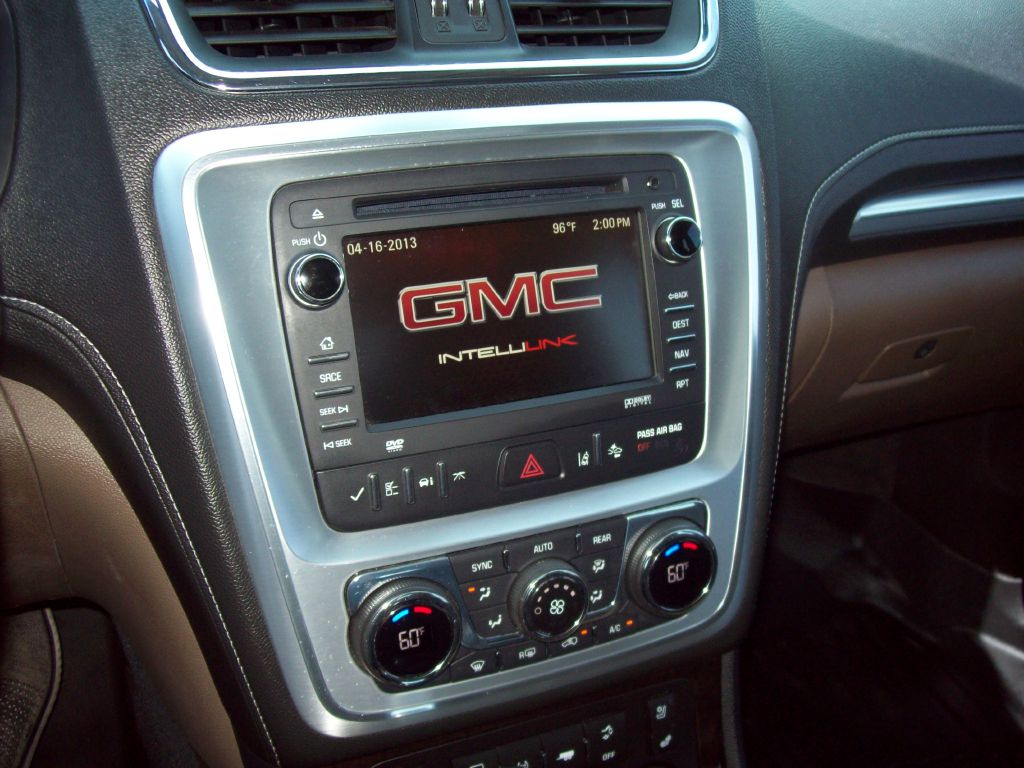 Photo 18 of this GMC ACADIA