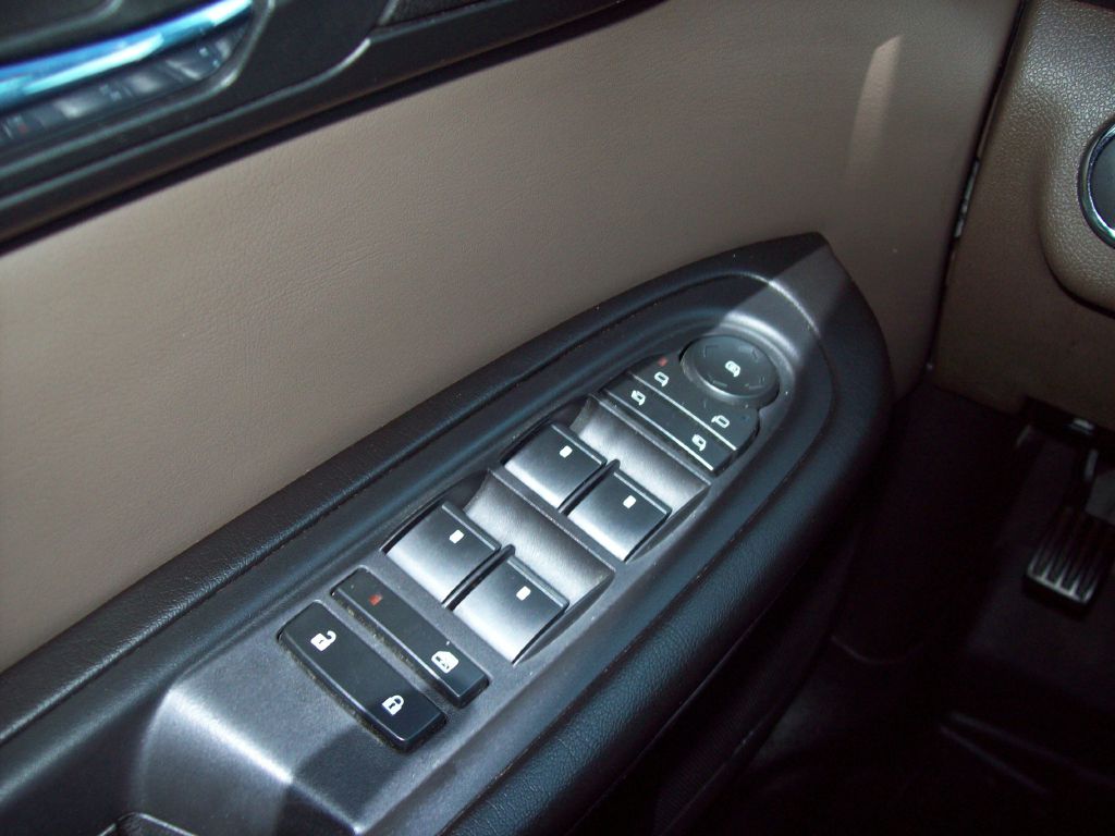 Photo 20 of this GMC ACADIA