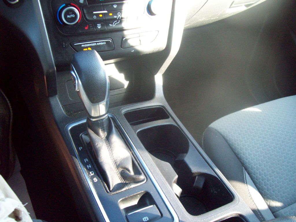 Photo 17 of this FORD ESCAPE