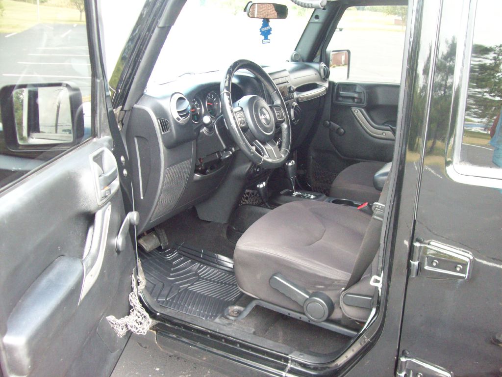 Photo 9 of this JEEP WRANGLER UNLIMI