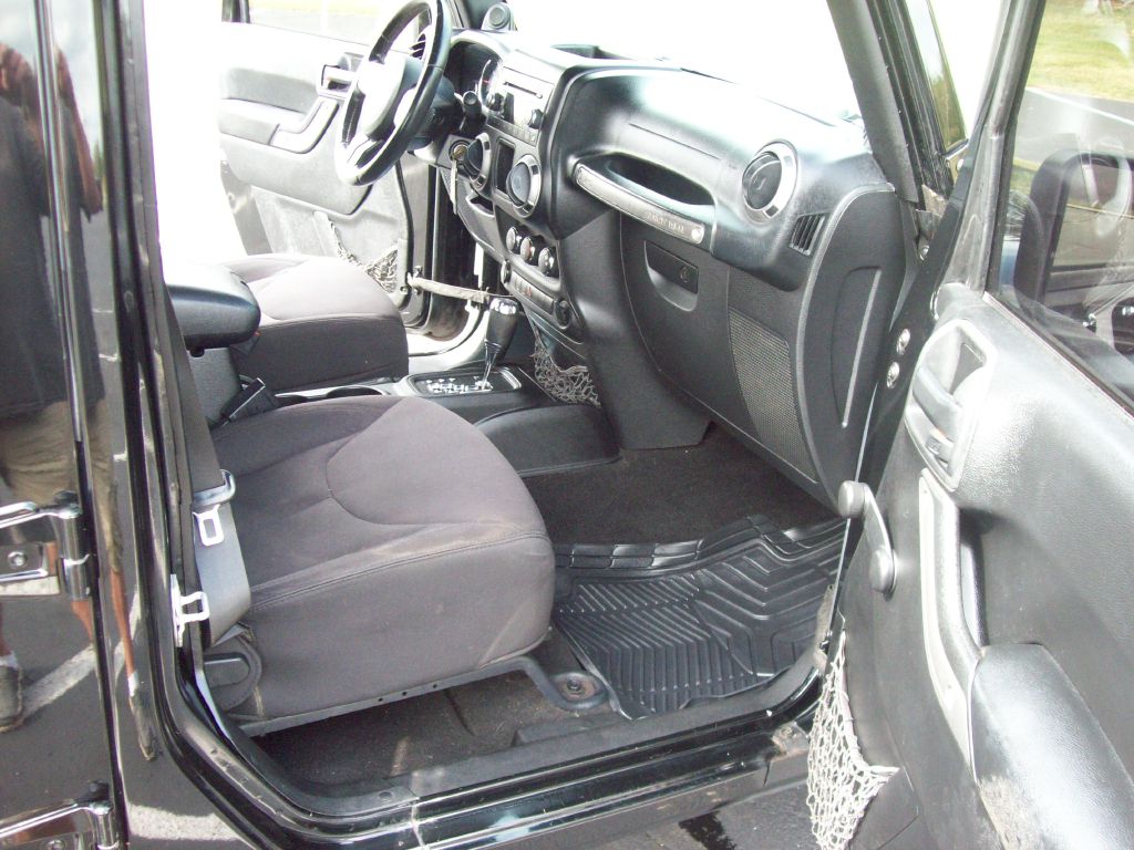 Photo 12 of this JEEP WRANGLER UNLIMI