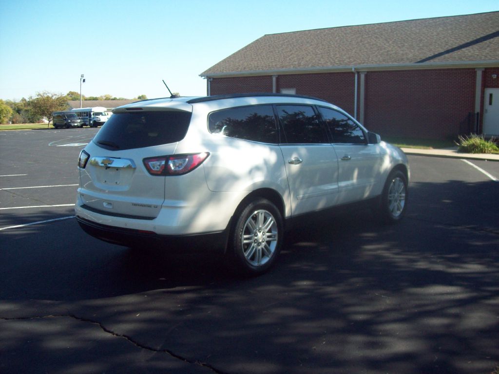 Photo 5 of this CHEVROLET TRAVERSE