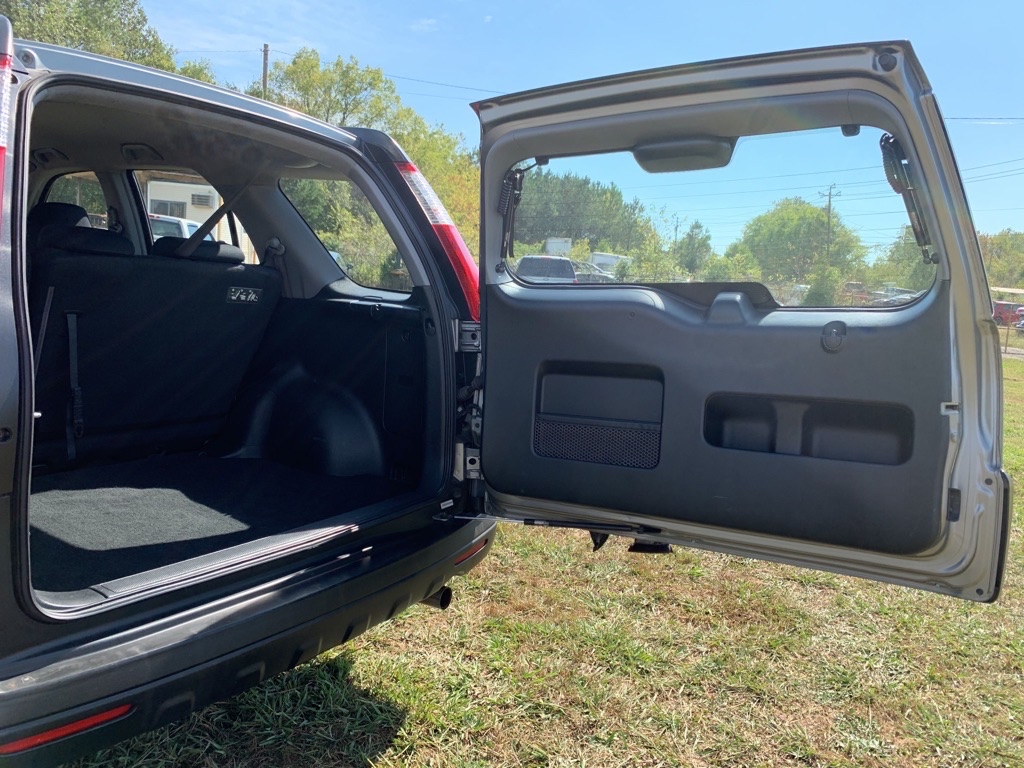 Photo 33 of this HONDA CR-V