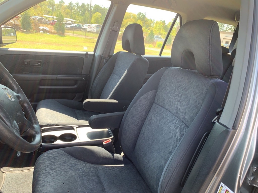 Photo 39 of this HONDA CR-V