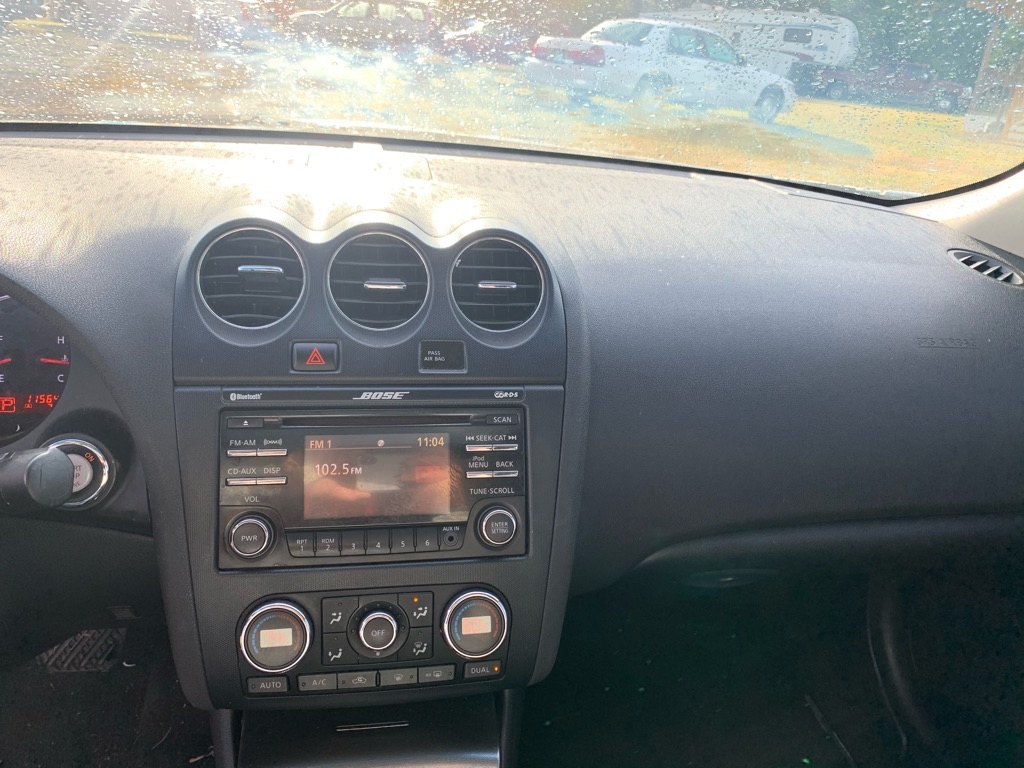 Photo 21 of this NISSAN ALTIMA