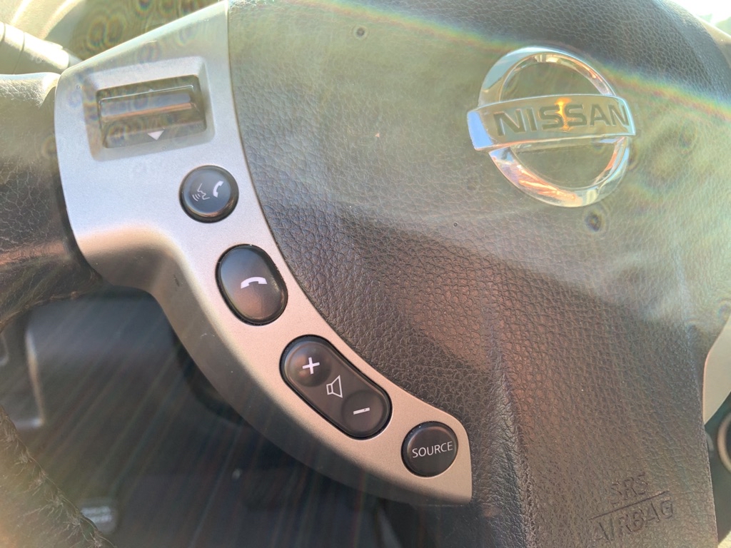 Photo 17 of this NISSAN ROGUE