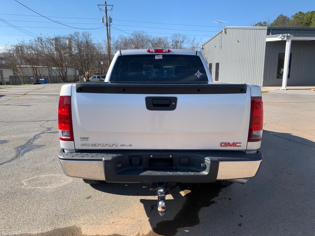 Photo 6 of this GMC SIERRA