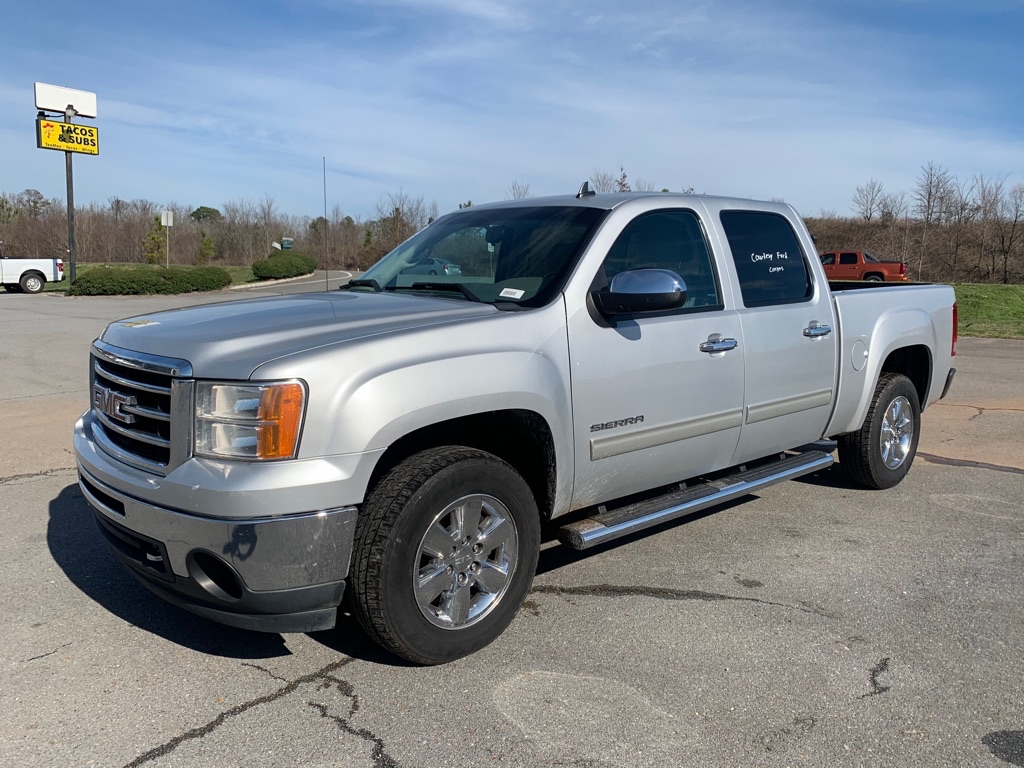 Photo 3 of this GMC SIERRA