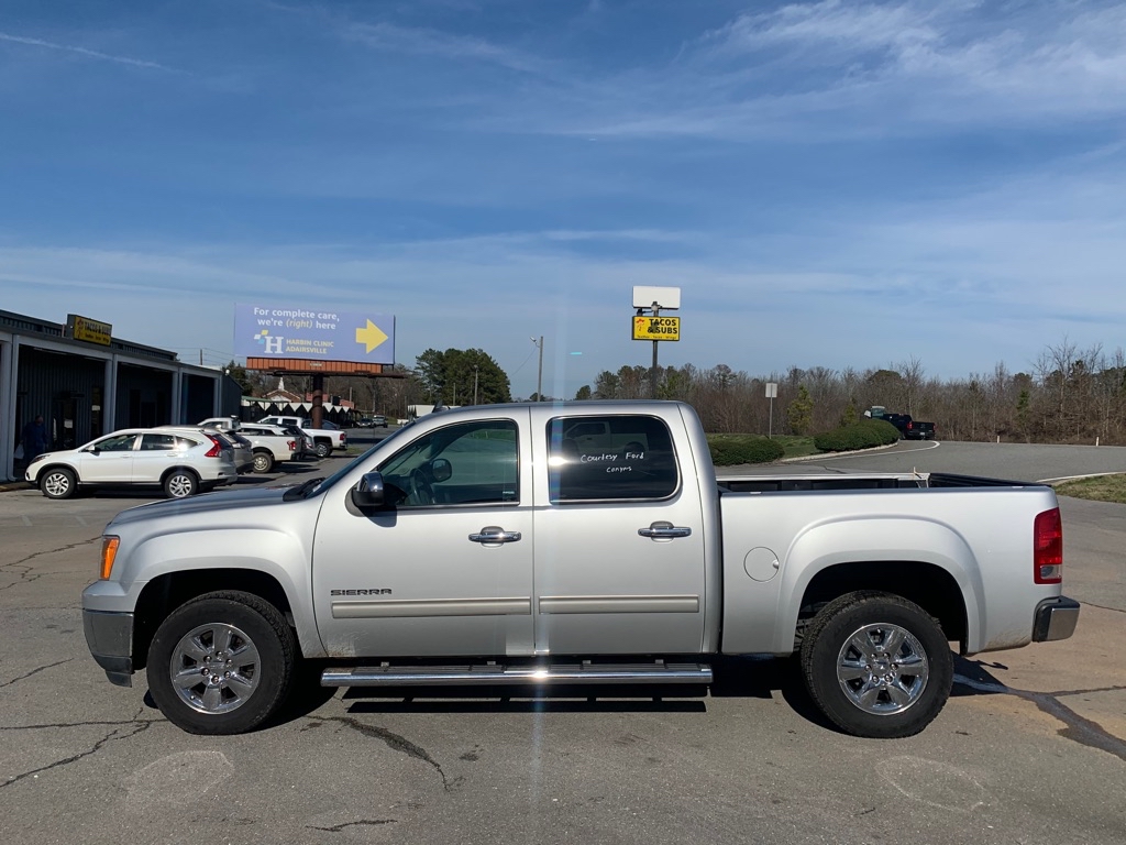 Photo 4 of this GMC SIERRA