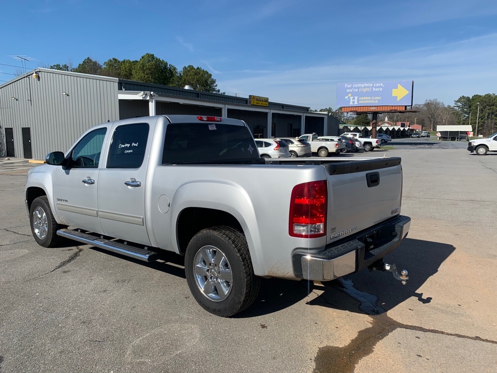 Photo 5 of this GMC SIERRA