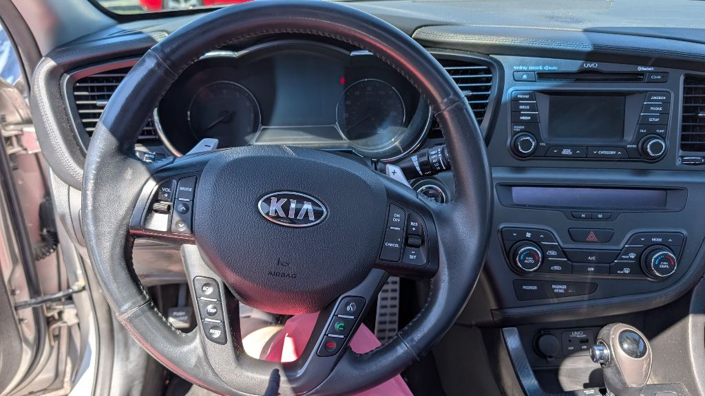 Photo 11 of this KIA OPTIMA