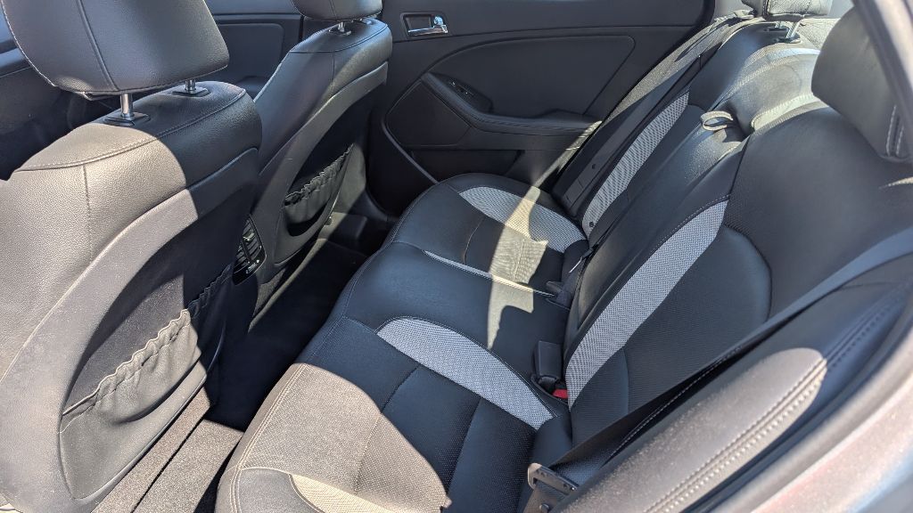 Photo 8 of this KIA OPTIMA