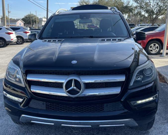 Photo 16 of this MERCEDES-BENZ GL -450