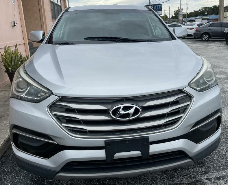 Photo 2 of this HYUNDAI SANTAFE