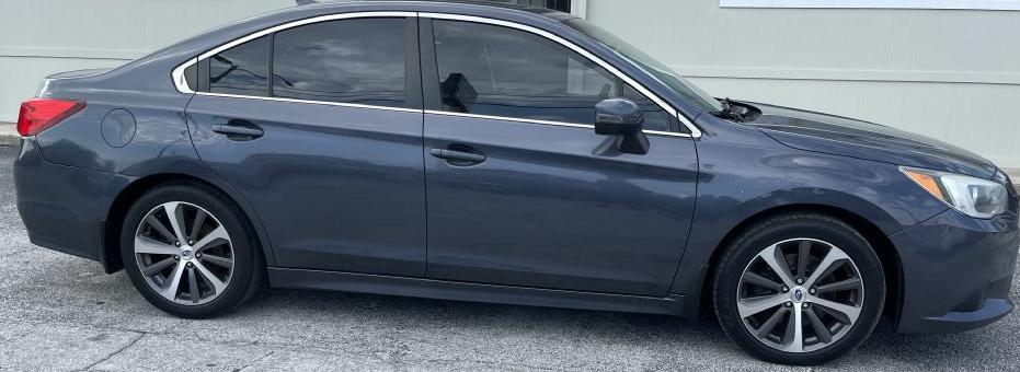 Photo 11 of this SUBARU LEGACY