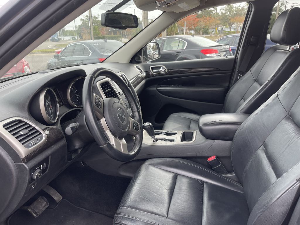 Photo 8 of this JEEP GRAND CHEROKEE