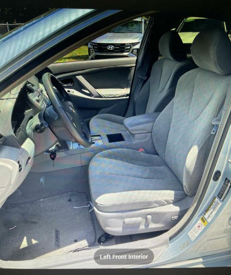 Photo 6 of this TOYOTA CAMRY