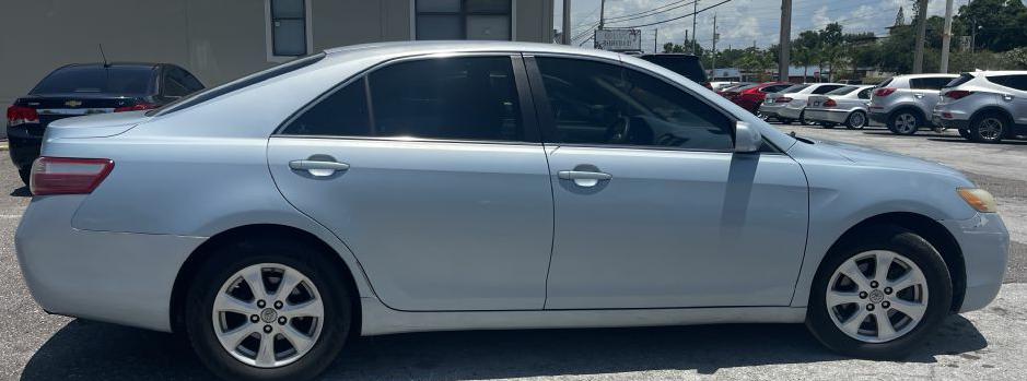 Photo 12 of this TOYOTA CAMRY