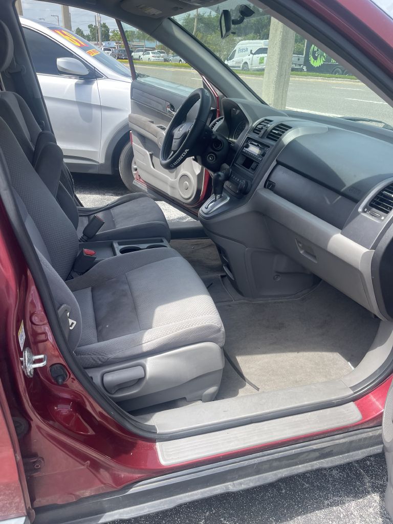 Photo 9 of this HONDA CR-V
