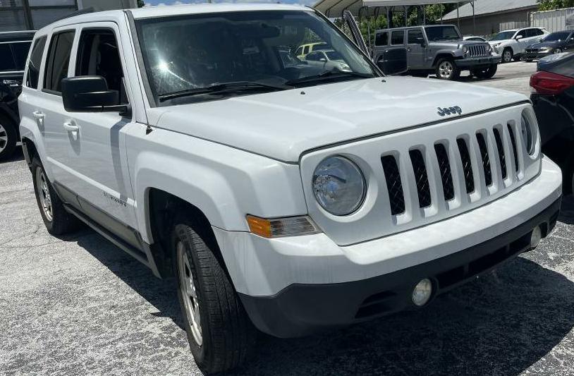 Photo 2 of this JEEP PATRIOT