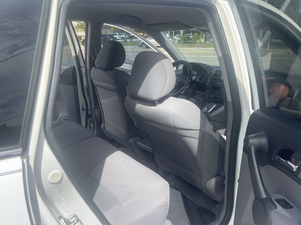 Photo 12 of this HONDA CR-V