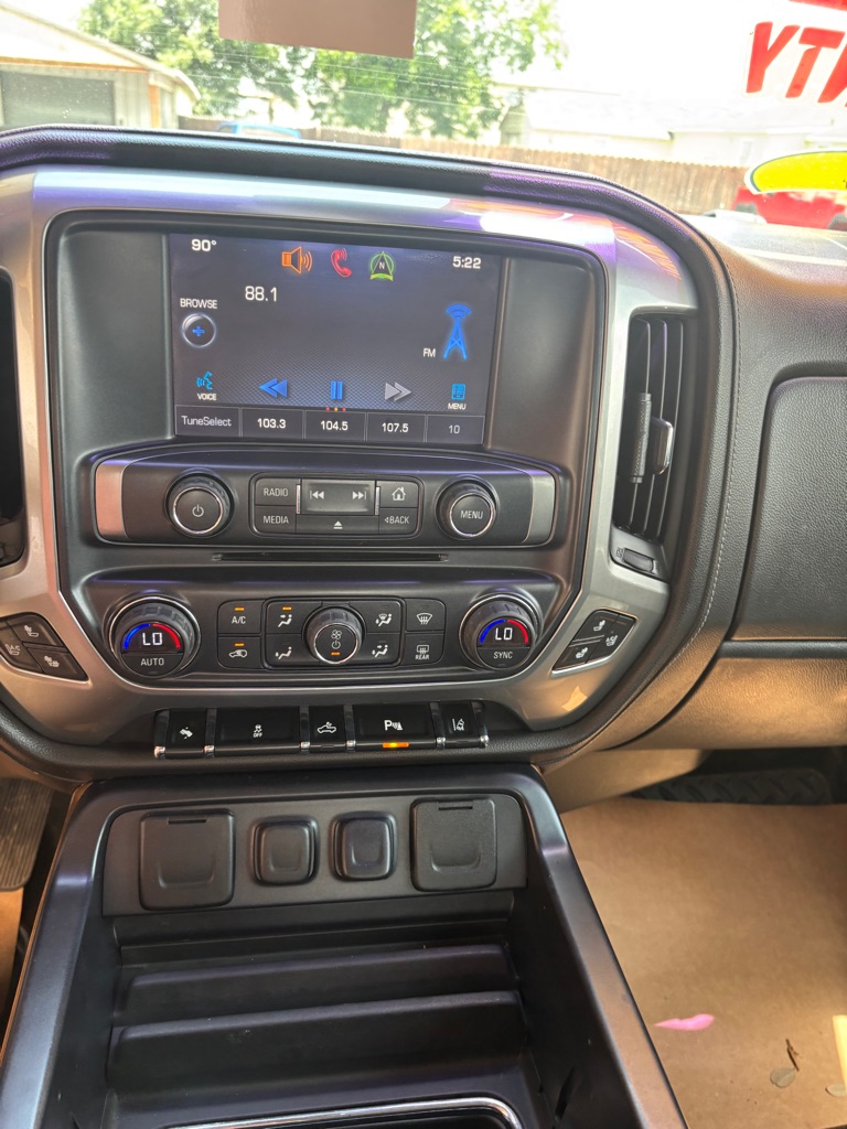 Photo 17 of this CHEVROLET SILVERADO 1500