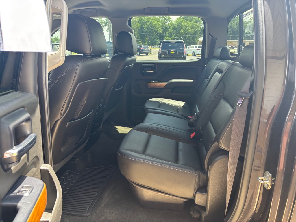 Photo 13 of this CHEVROLET SILVERADO 1500