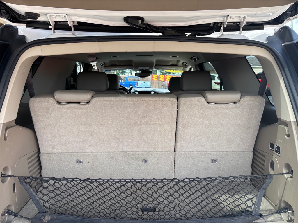 Photo 24 of this GMC YUKON