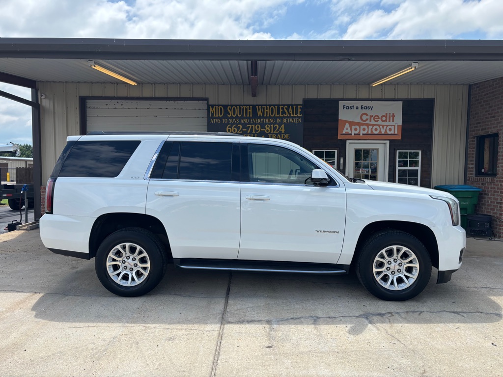 Photo 2 of this GMC YUKON