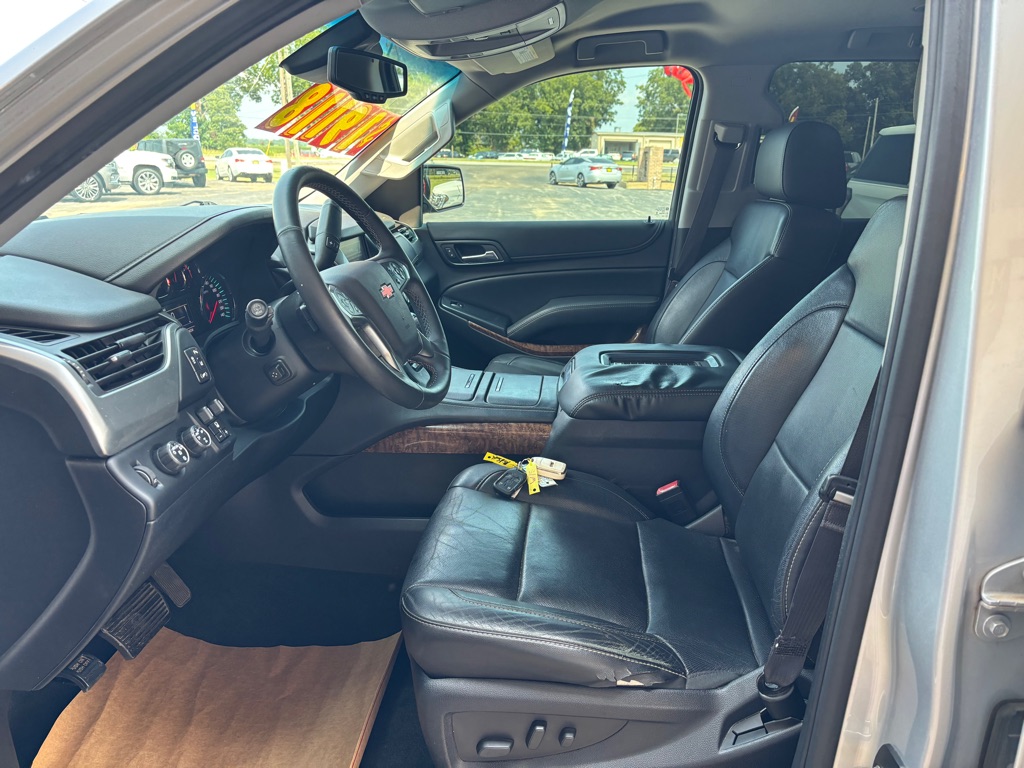 Photo 8 of this CHEVROLET TAHOE