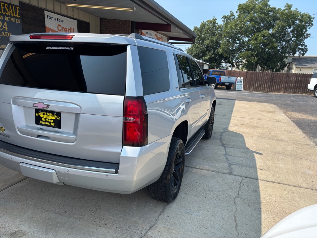 Photo 3 of this CHEVROLET TAHOE