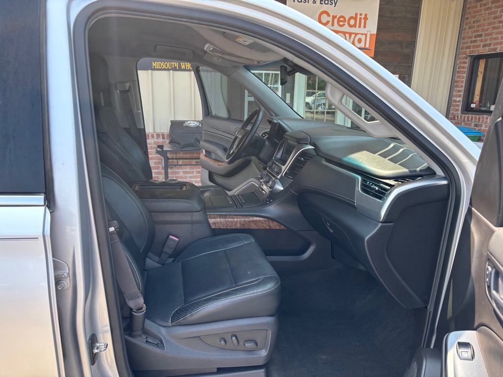 Photo 12 of this CHEVROLET TAHOE