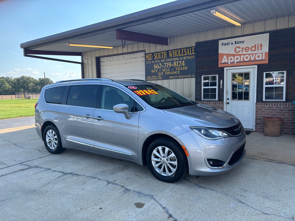 2019 CHRYSLER PACIFICA