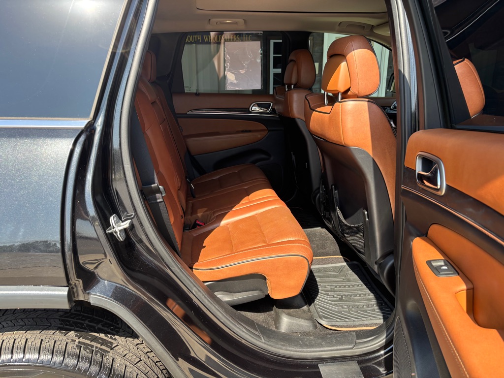 Photo 11 of this JEEP GRAND CHEROKEE