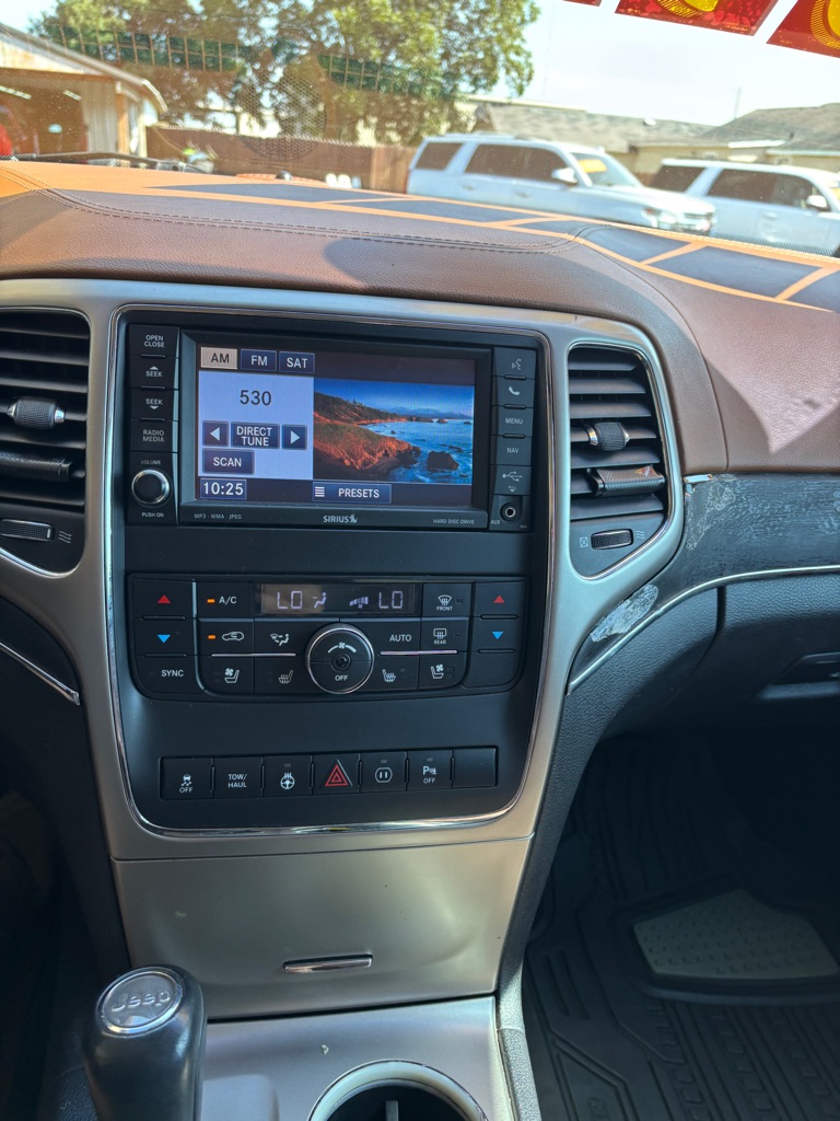 Photo 14 of this JEEP GRAND CHEROKEE