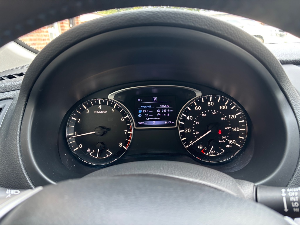 Photo 12 of this NISSAN ALTIMA